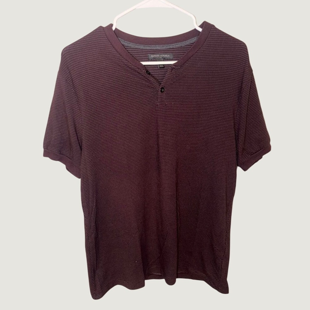 Banana‎ Republic Mens Burgundy Micro Dot Short Sleeve Henley Shirt Size Medium